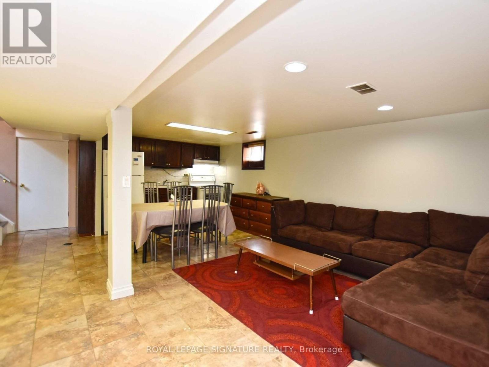 103 Richardson Avenue Property Photo 25