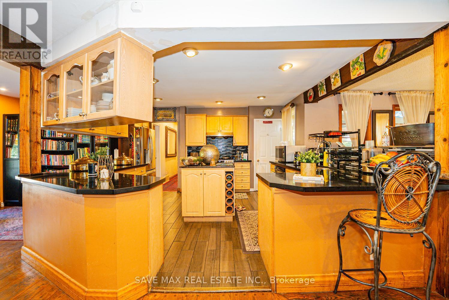 1215 Martins Boulevard Property Photo 28