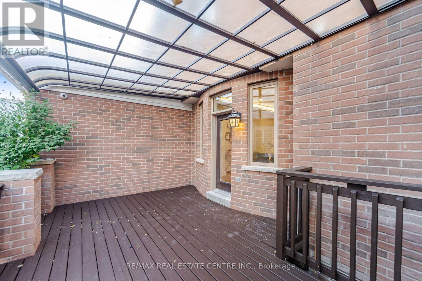 4 Calstock Place Property Photo 7