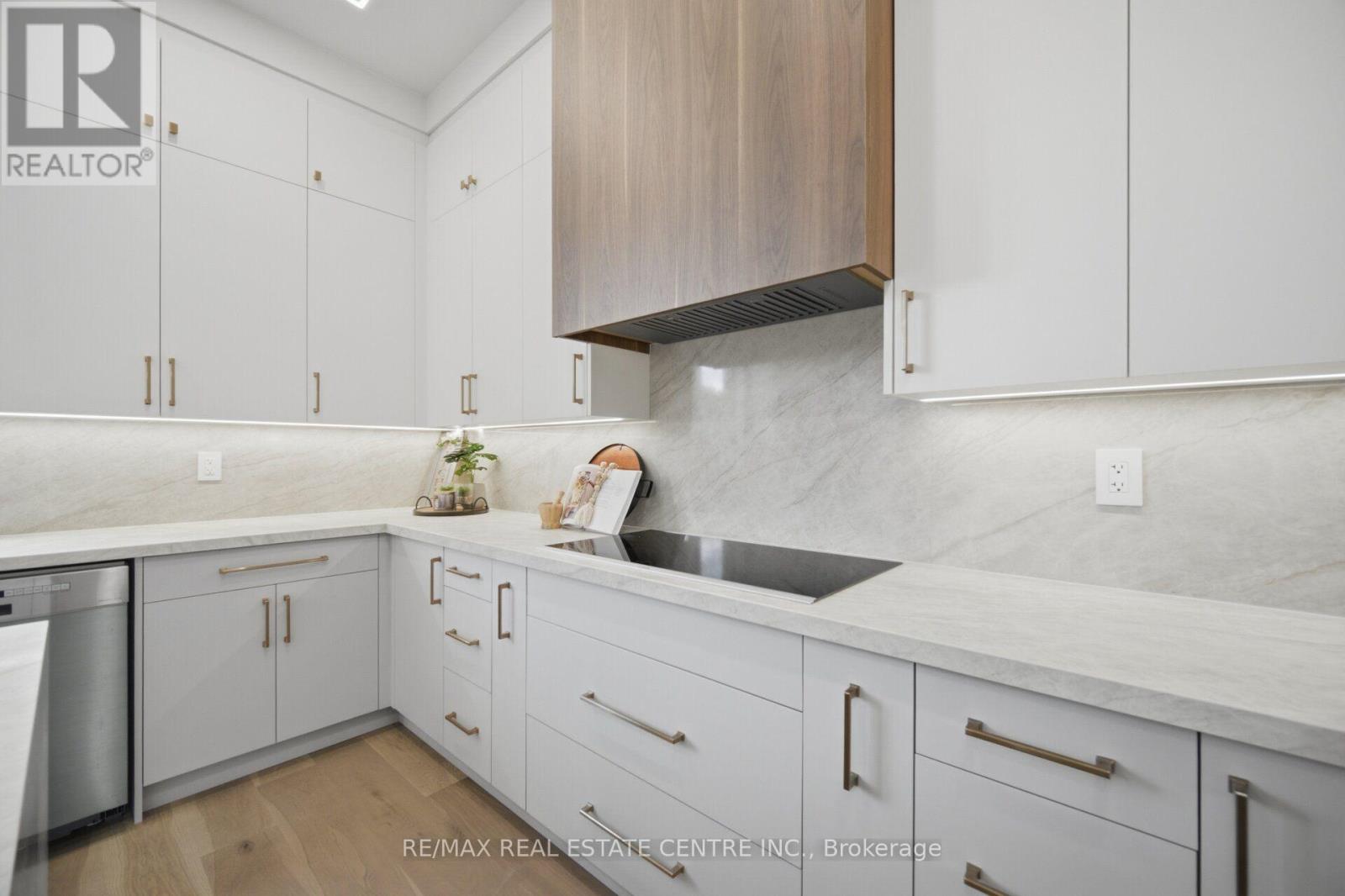 4 Calstock Place Property Photo 12