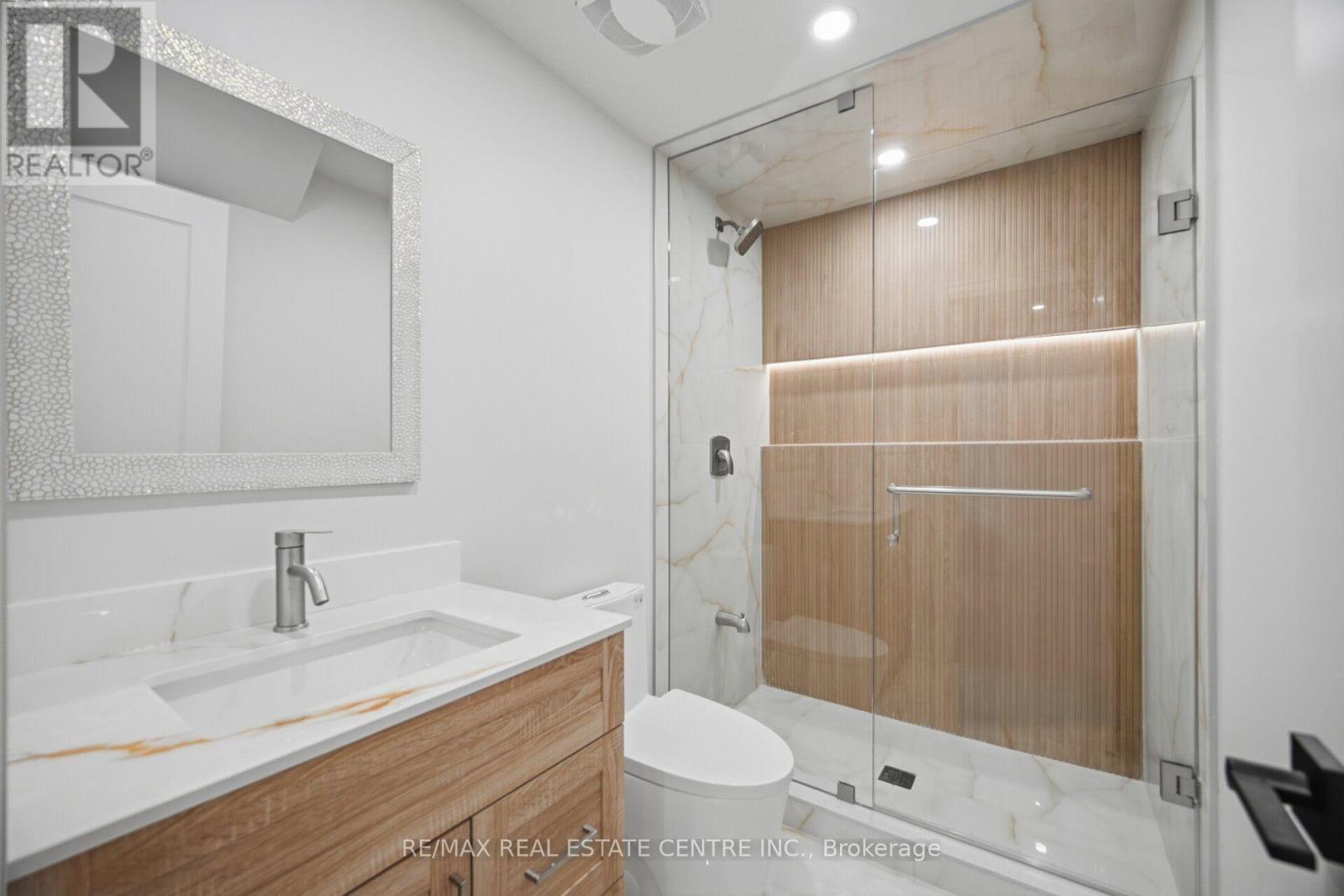 4 Calstock Place Property Photo 38