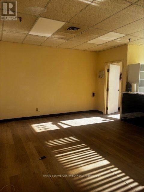 15 - 1099 Britannia Road E Property Photo 4