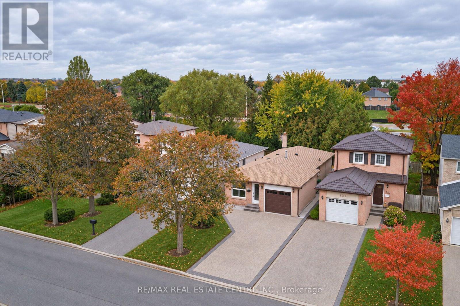 130 Martindale Crescent Property Photo 5