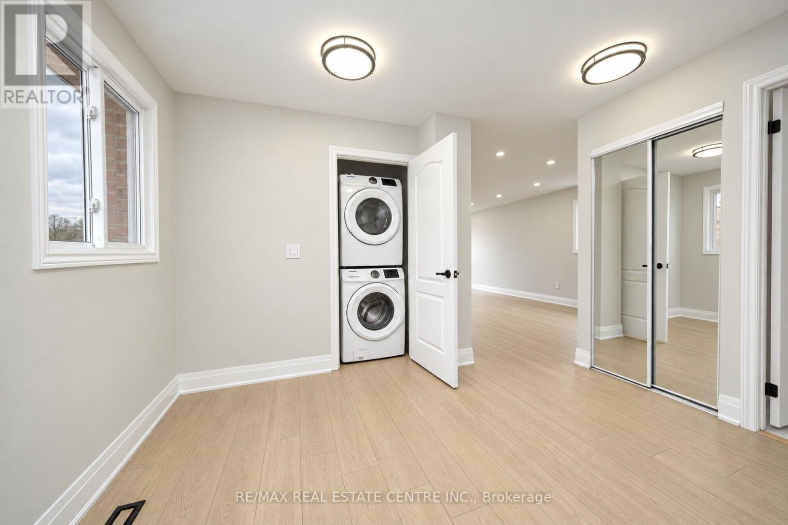130 Martindale Crescent Property Photo 14