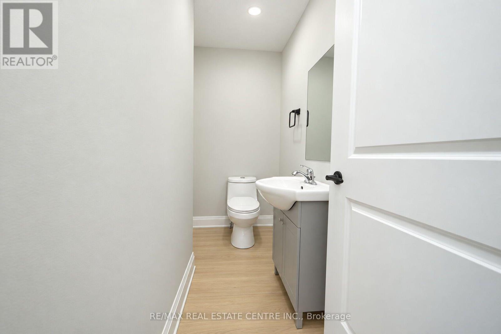 130 Martindale Crescent Property Photo 22