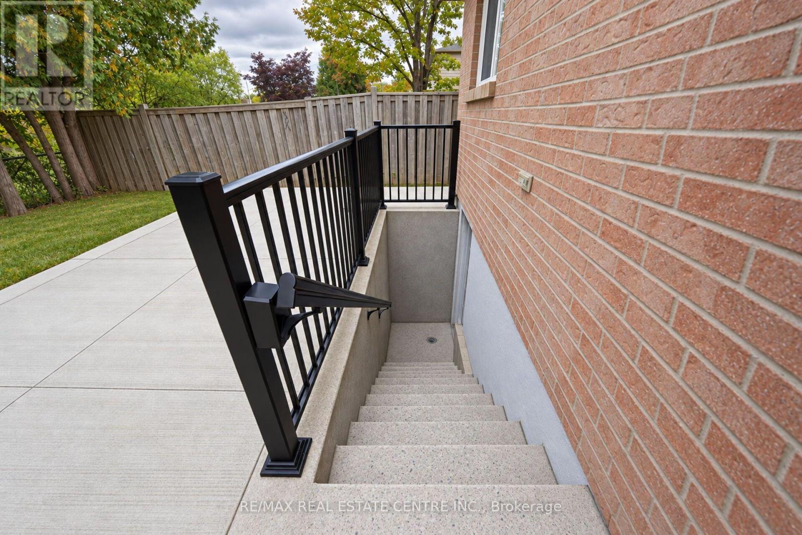 130 Martindale Crescent Property Photo 23