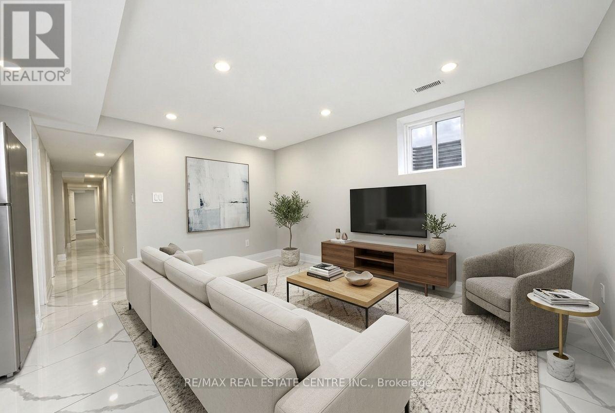 130 Martindale Crescent Property Photo 27