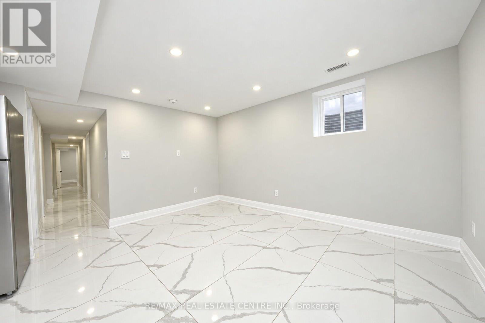 130 Martindale Crescent Property Photo 28
