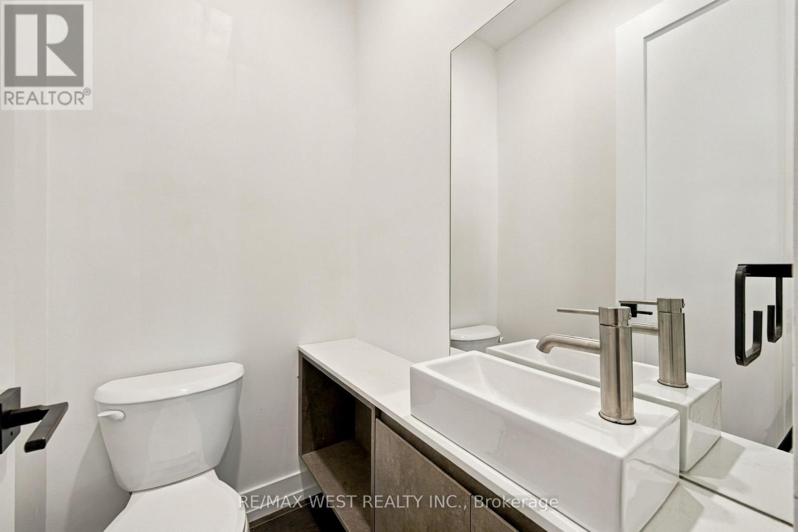 157 Aldercrest Avenue Property Photo 26