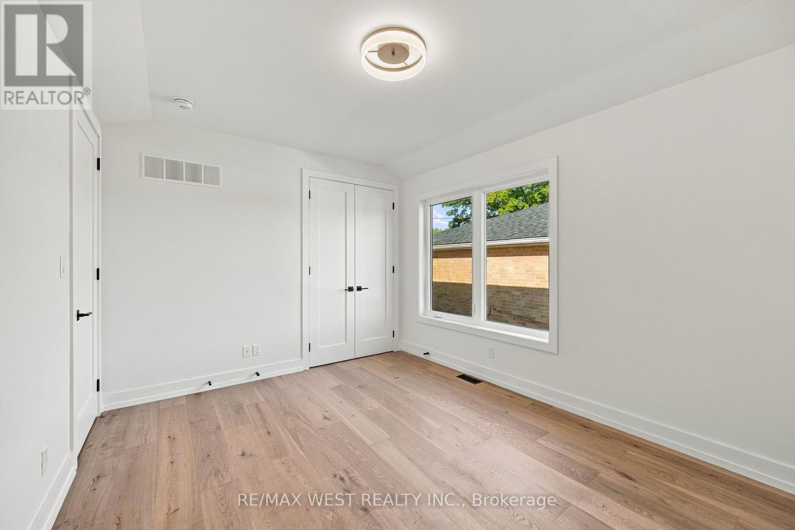 157 Aldercrest Avenue Property Photo 33