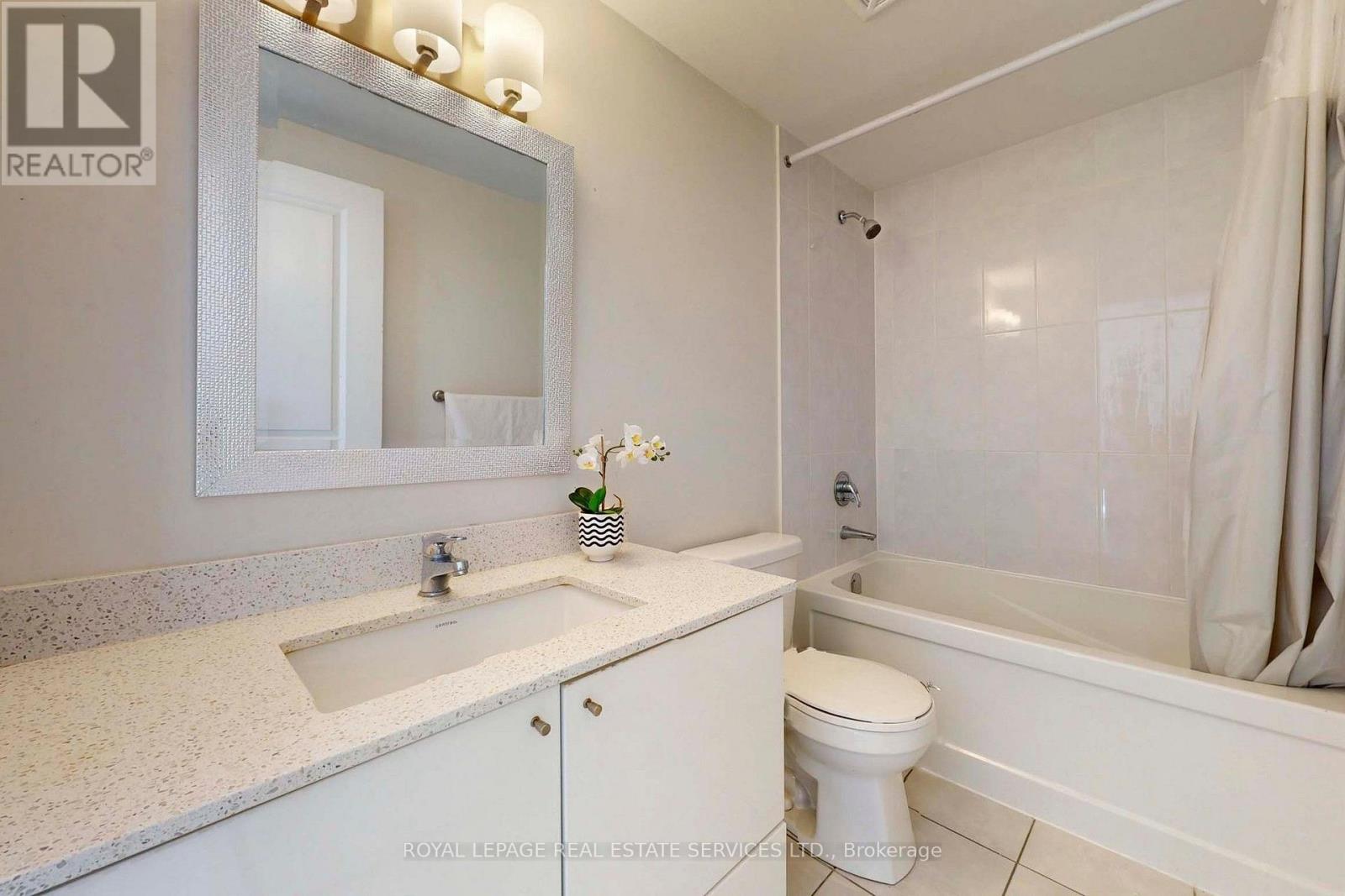 1701 - 55 Eglinton Avenue W Property Photo 23