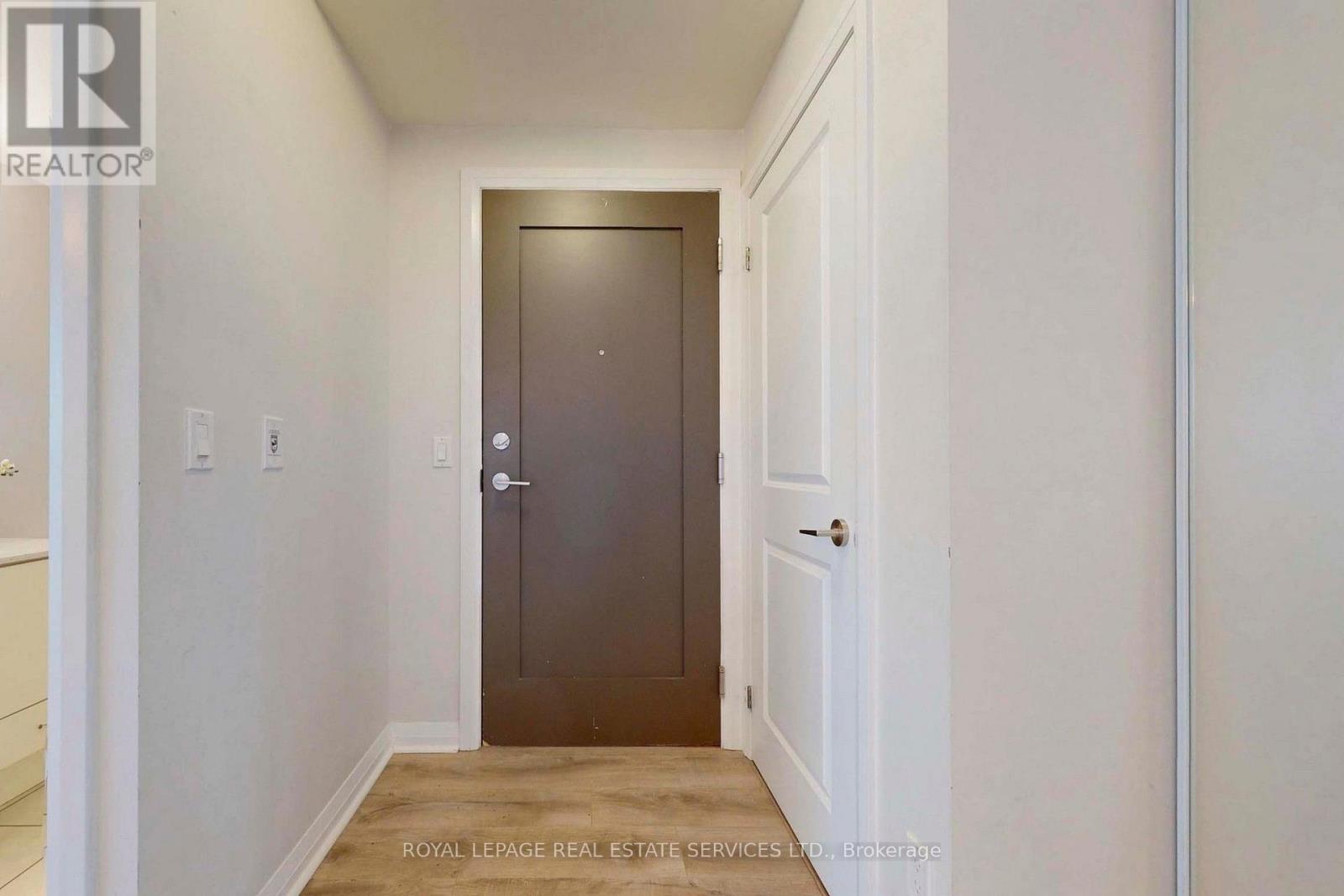 1701 - 55 Eglinton Avenue W Property Photo 26