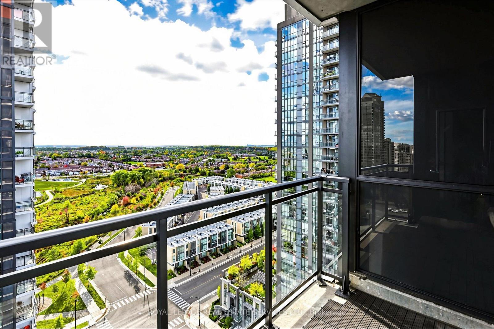 1701 - 55 Eglinton Avenue W Property Photo 27