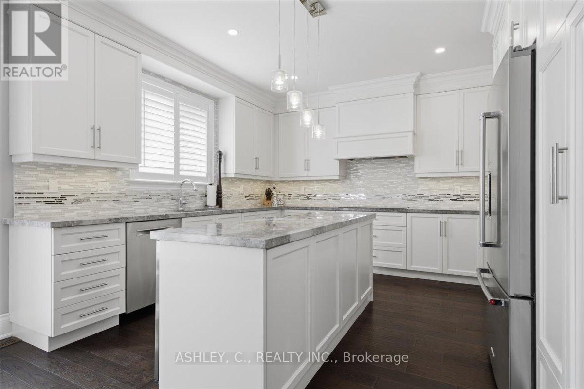 2177 Vineland Crescent Property Photo 12
