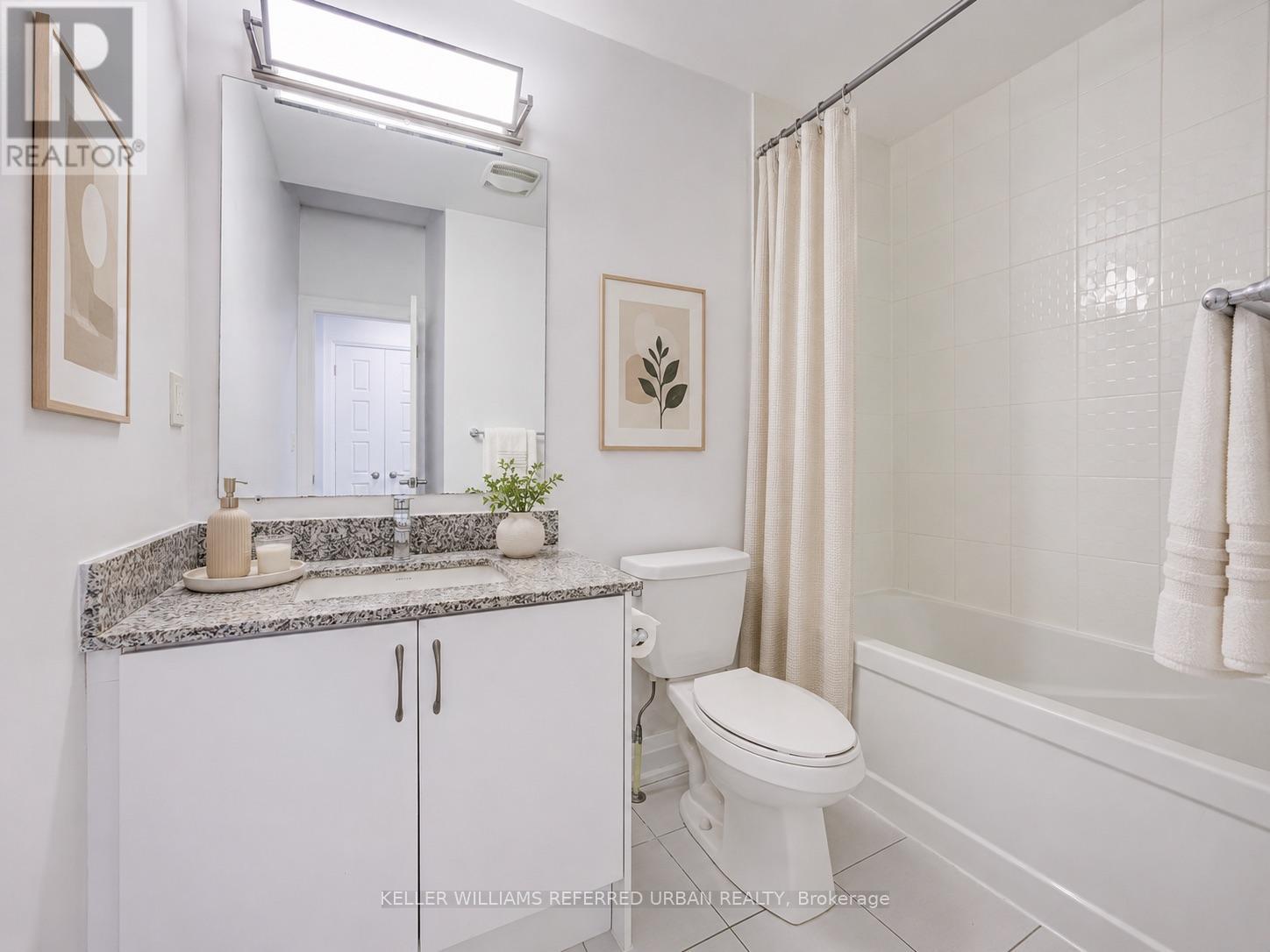 52 - 719 Lawrence Avenue W Property Photo 22
