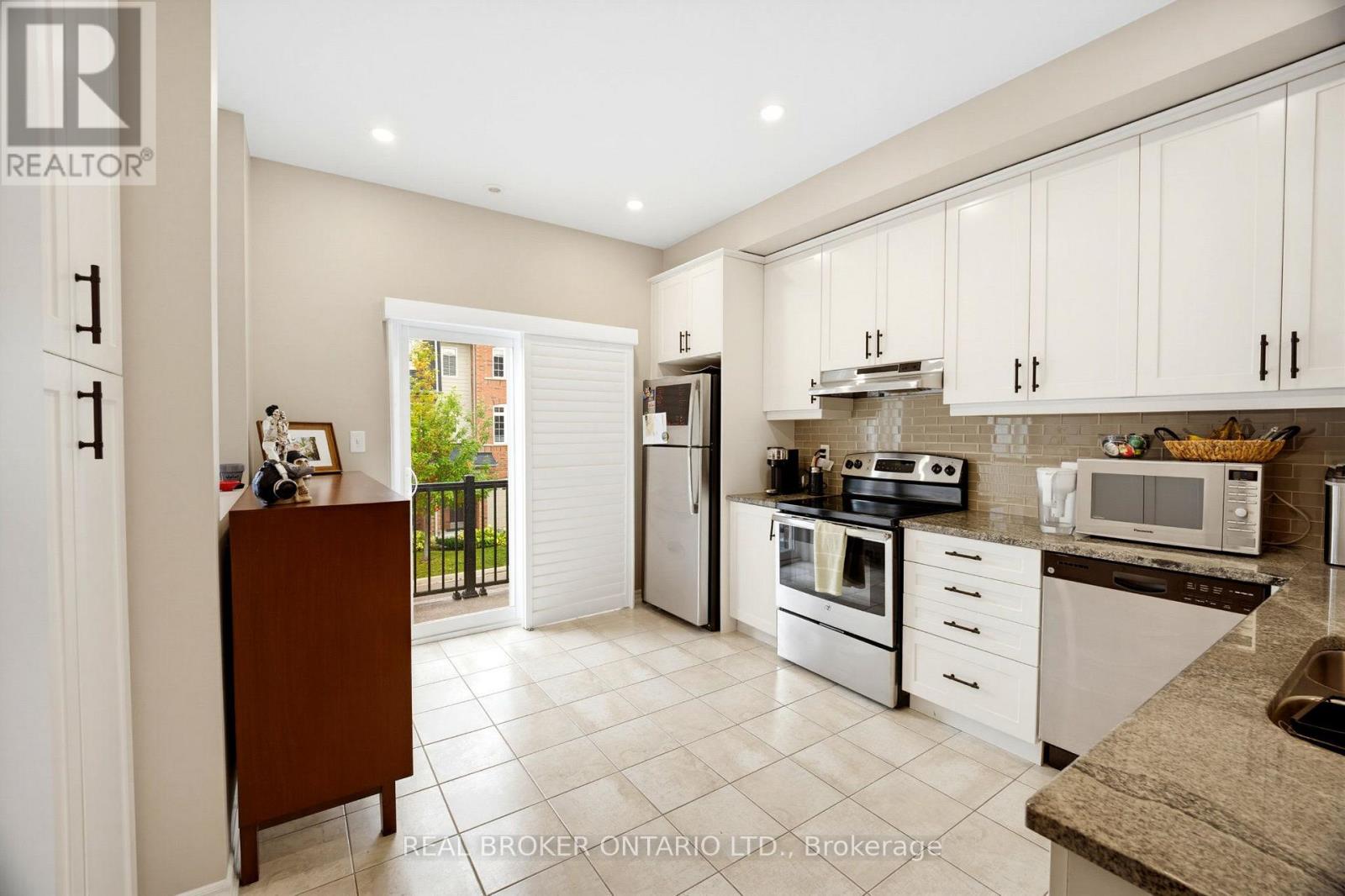 2 - 1123 Haig Boulevard Property Photo 3