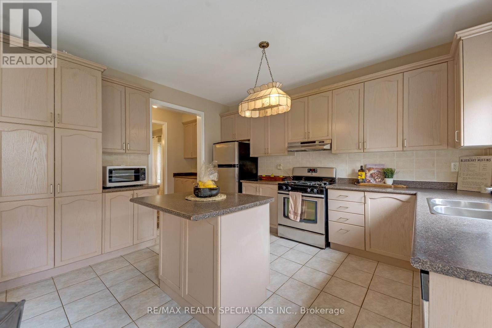 59 Masters Green Crescent Property Photo 8