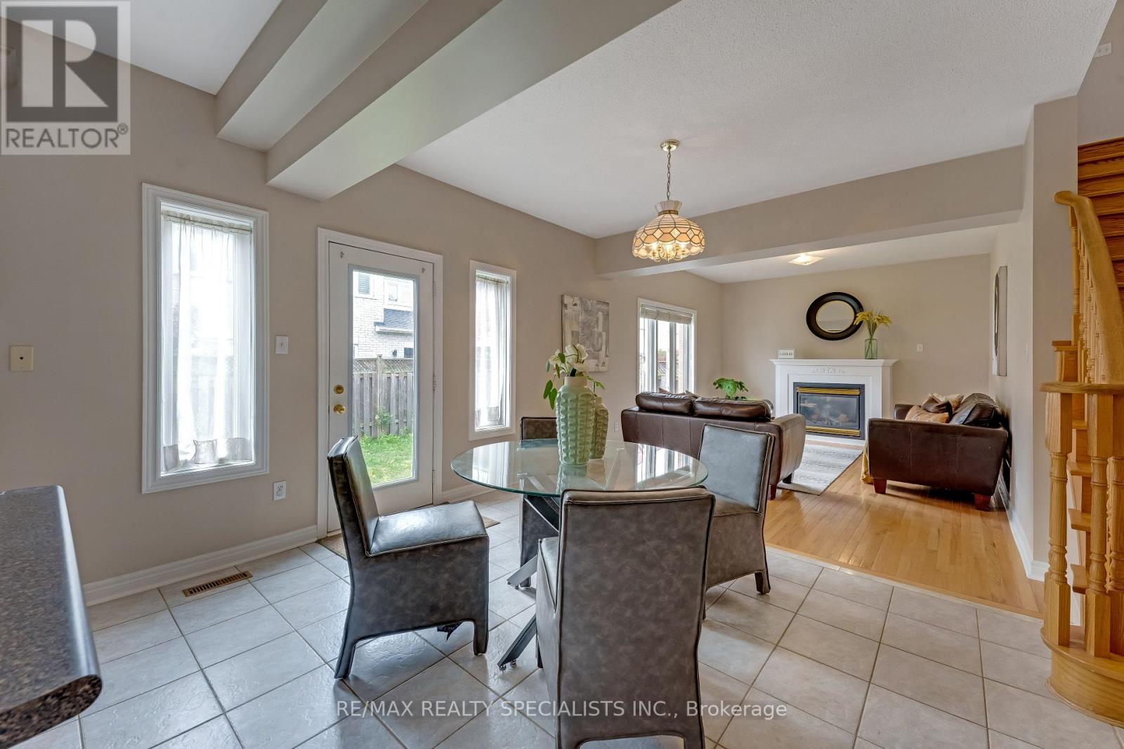 59 Masters Green Crescent Property Photo 10
