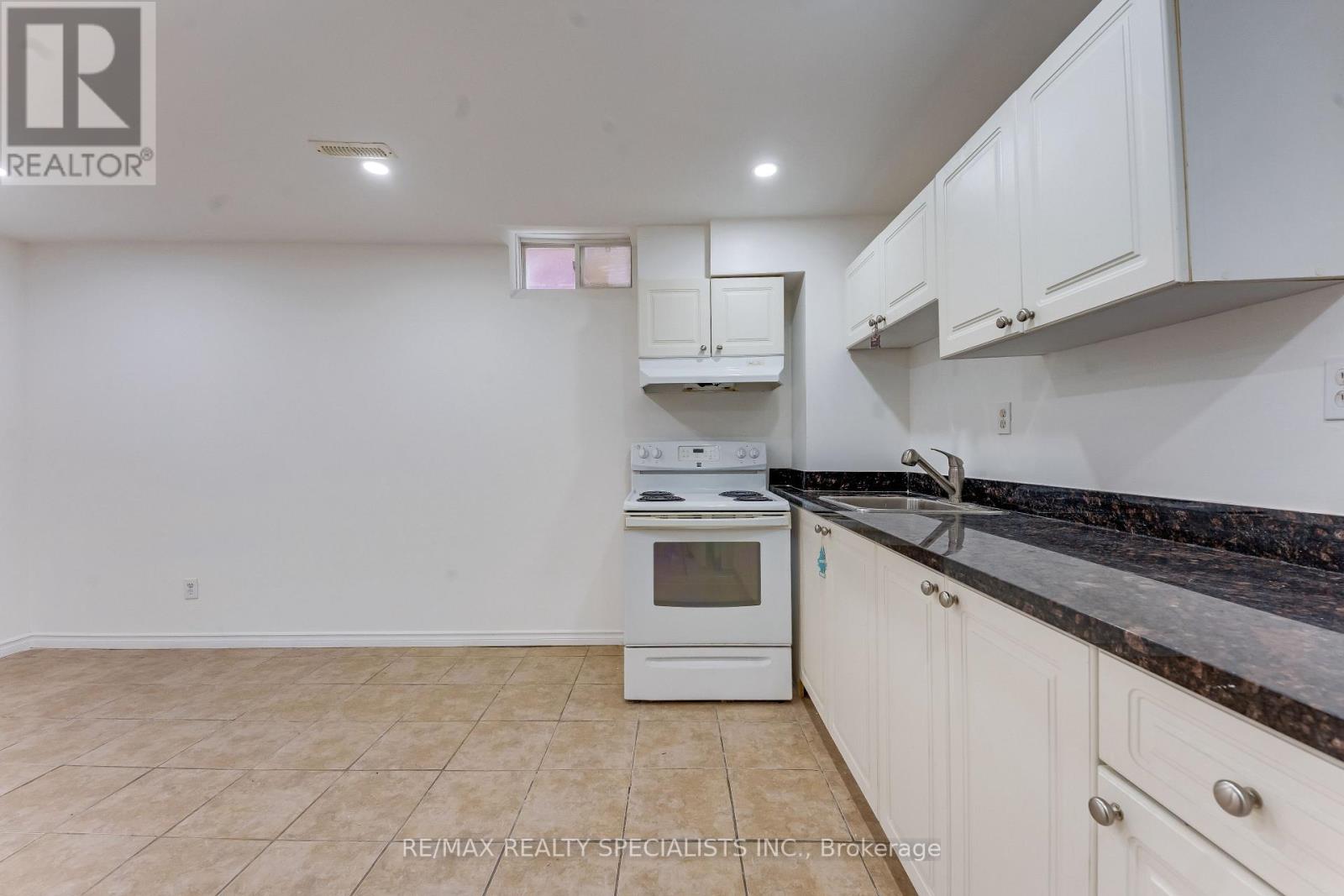 59 Masters Green Crescent Property Photo 38
