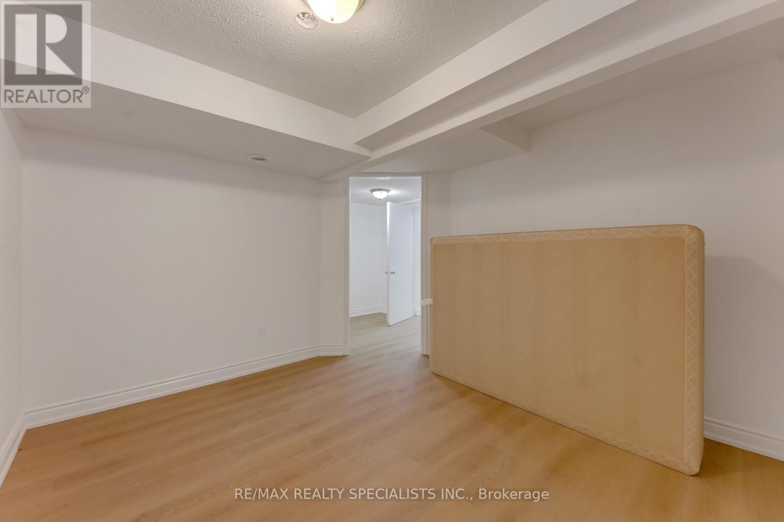 59 Masters Green Crescent Property Photo 40