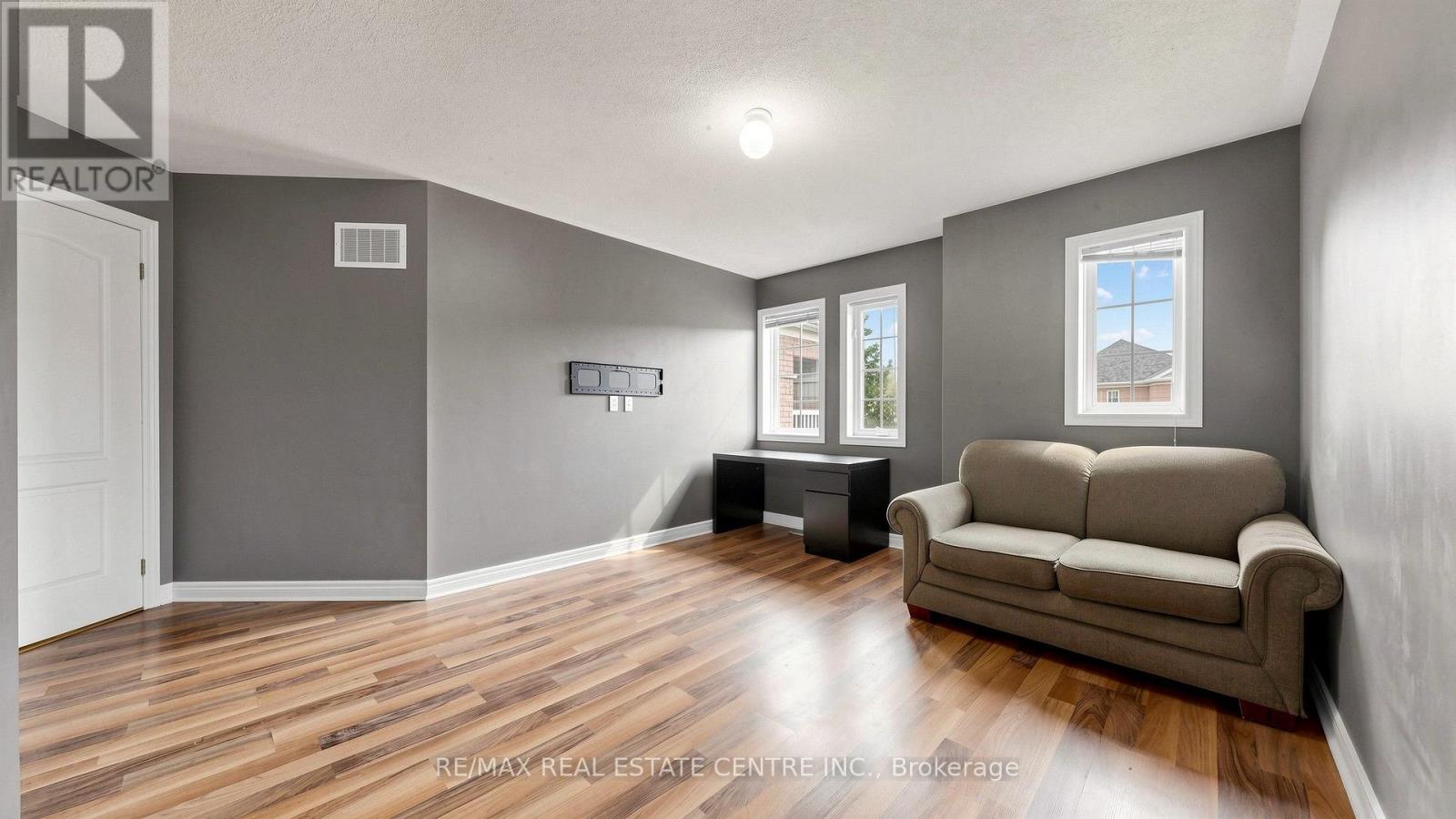 169 Cooke Crescent Property Photo 15