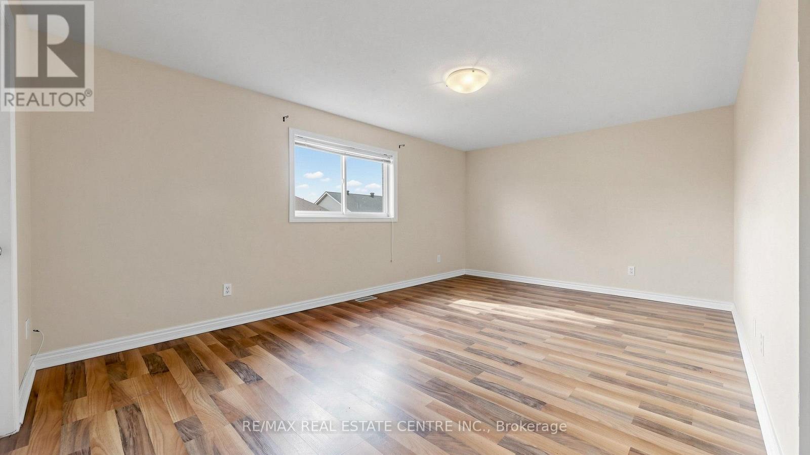 169 Cooke Crescent Property Photo 20