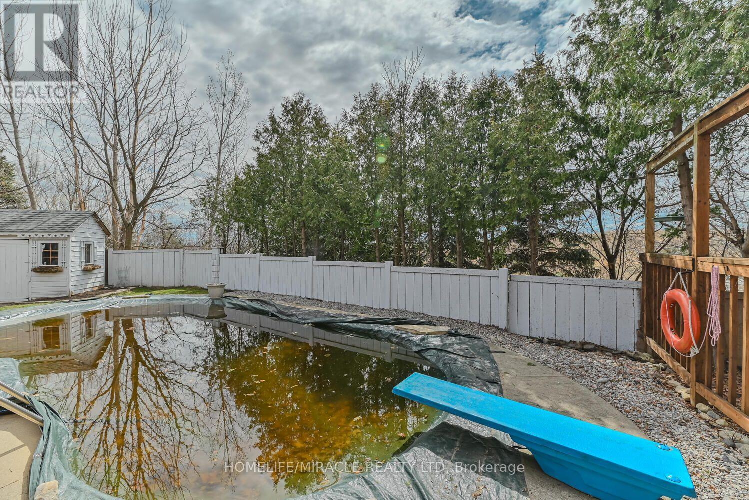 32 Plover Place Property Photo 30