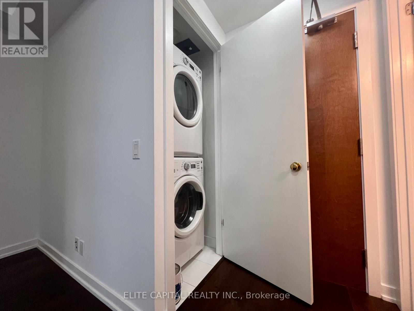 512 - 2212 Lake Shore Boulevard W Property Photo 4