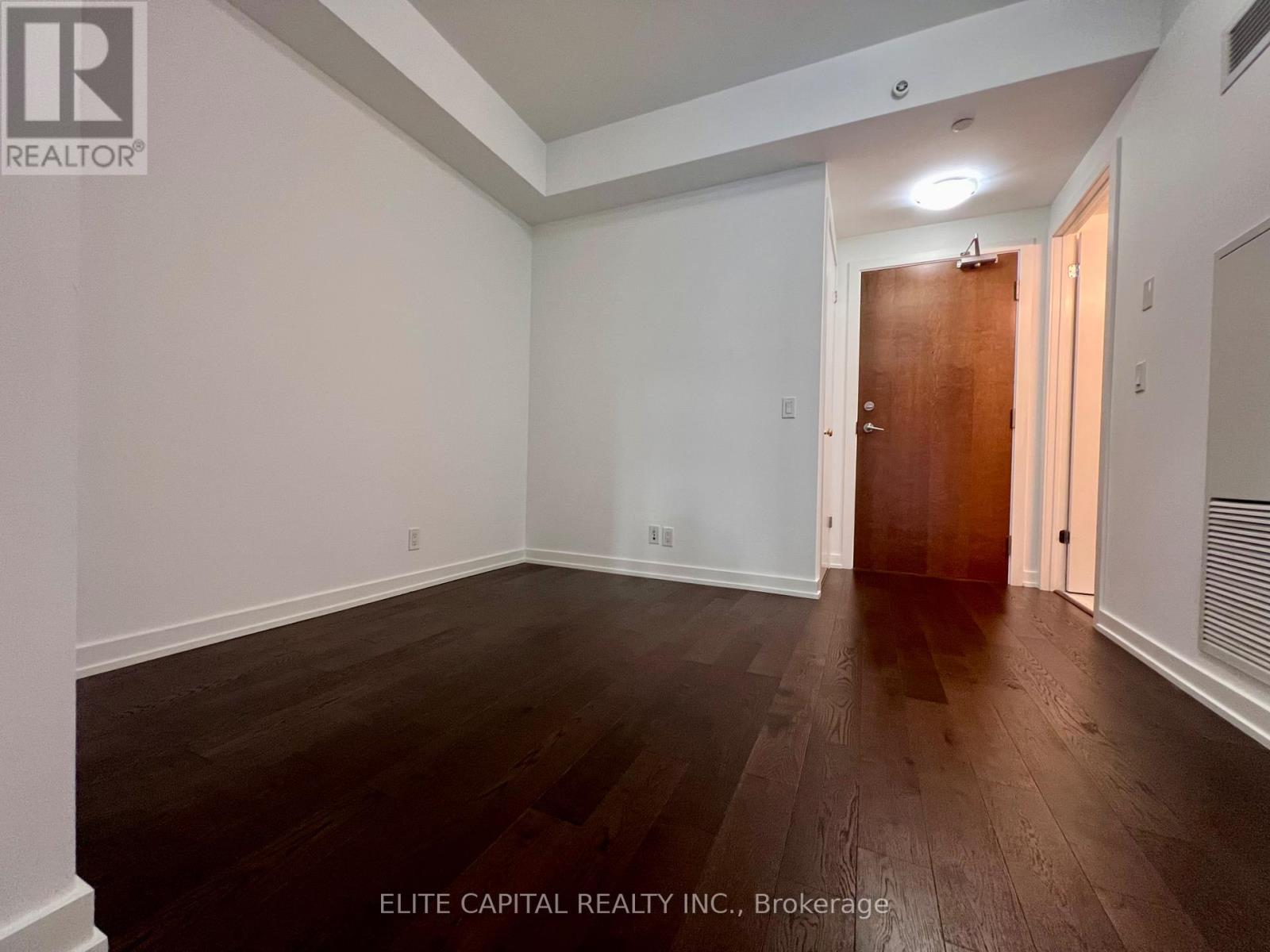 512 - 2212 Lake Shore Boulevard W Property Photo 5