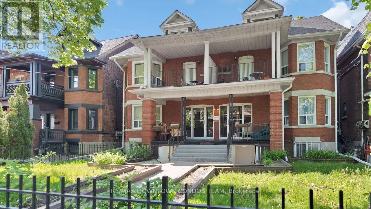 203 - 5 Thornburn Avenue Property Photo 2