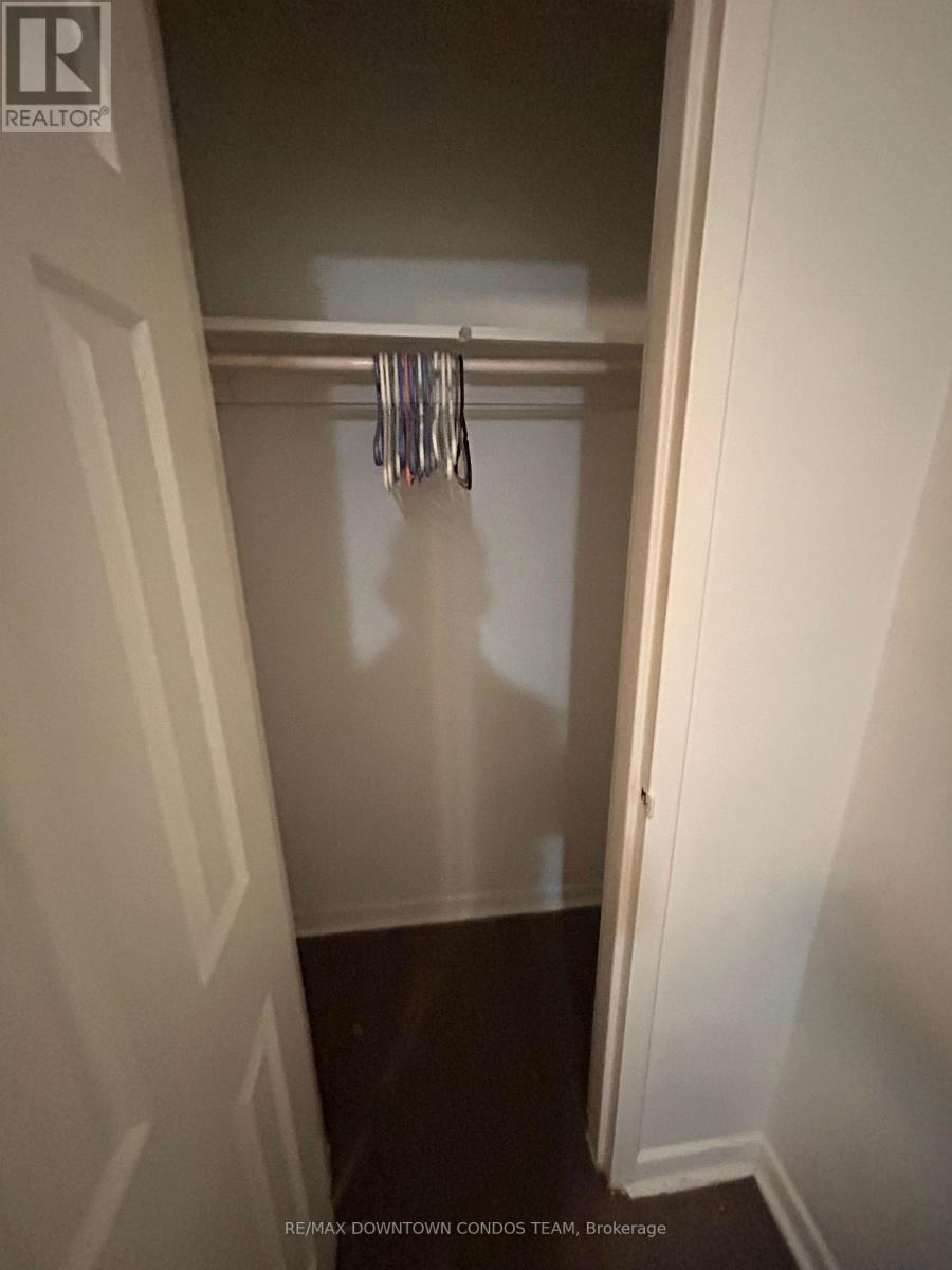 203 - 5 Thornburn Avenue Property Photo 7