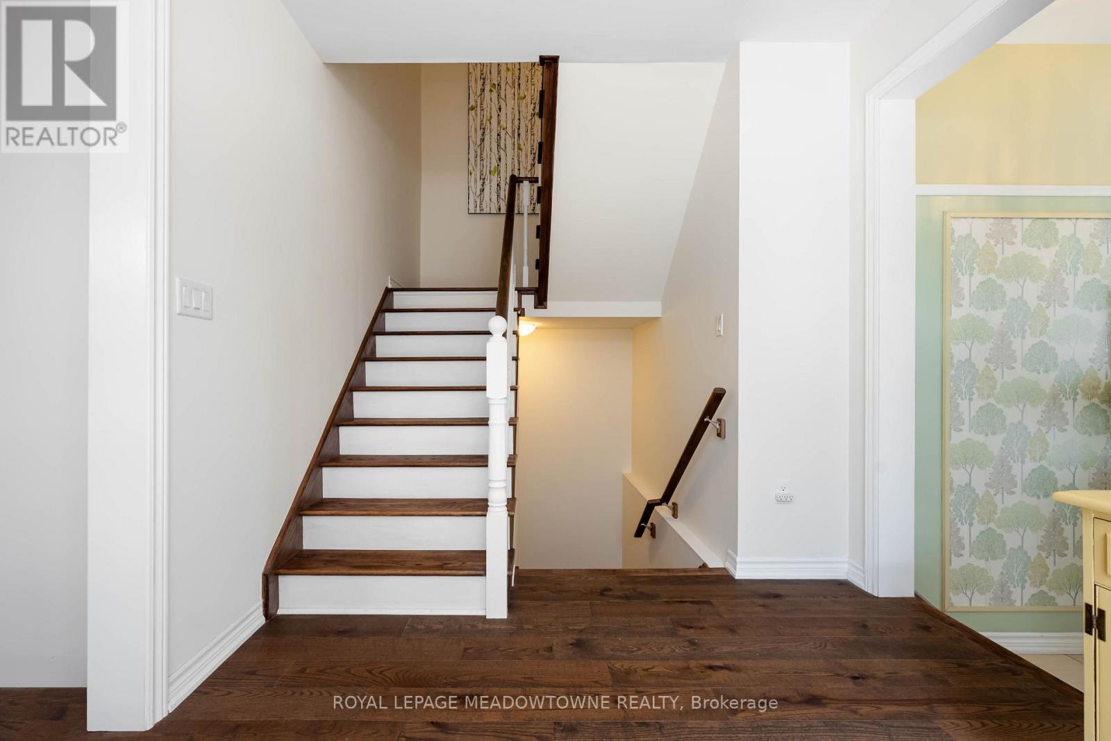 16 Ridgegate Crescent Property Photo 29