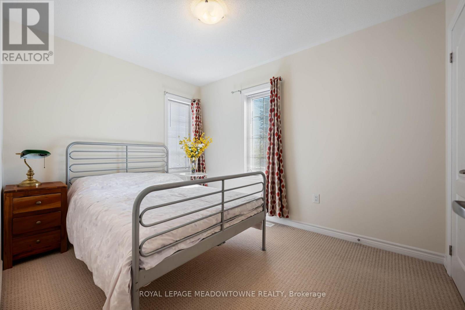 16 Ridgegate Crescent Property Photo 35