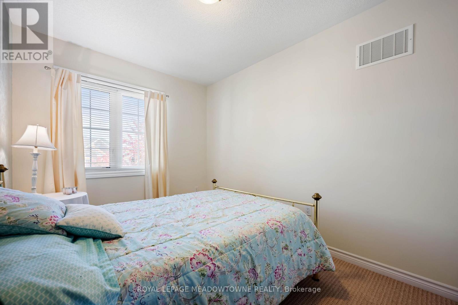 16 Ridgegate Crescent Property Photo 39