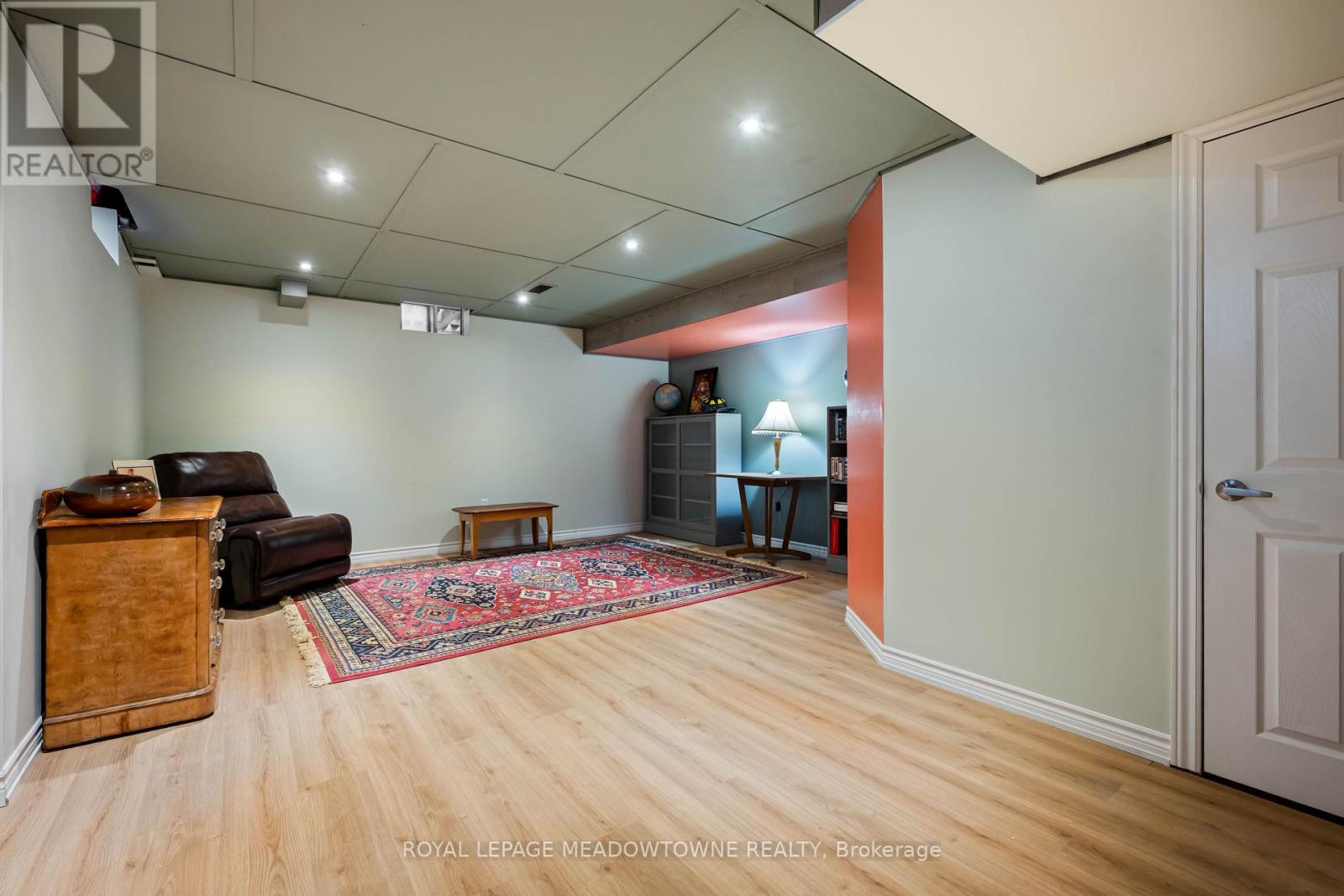 16 Ridgegate Crescent Property Photo 44