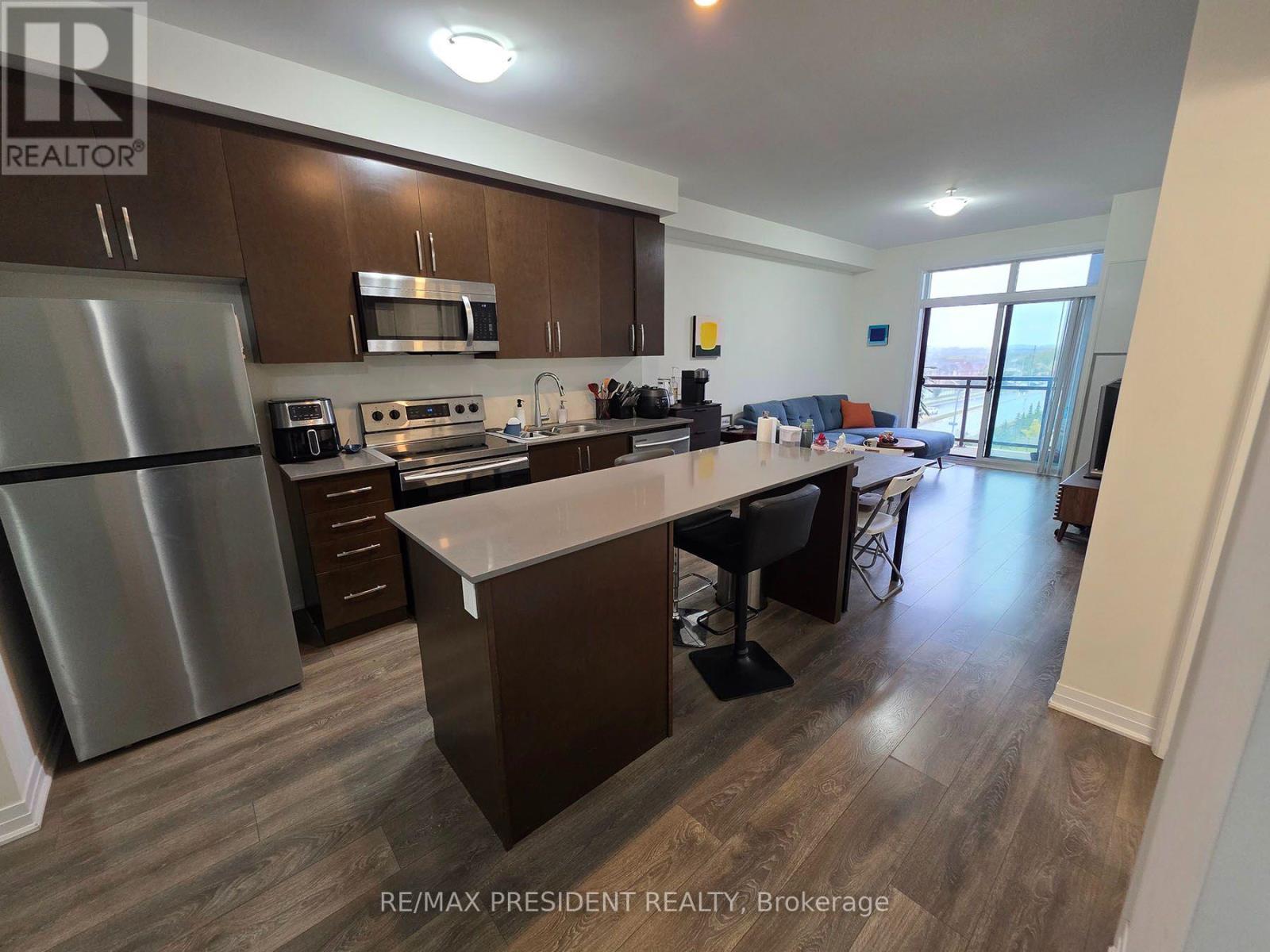 521 - 1105 Leger Way Property Photo 3