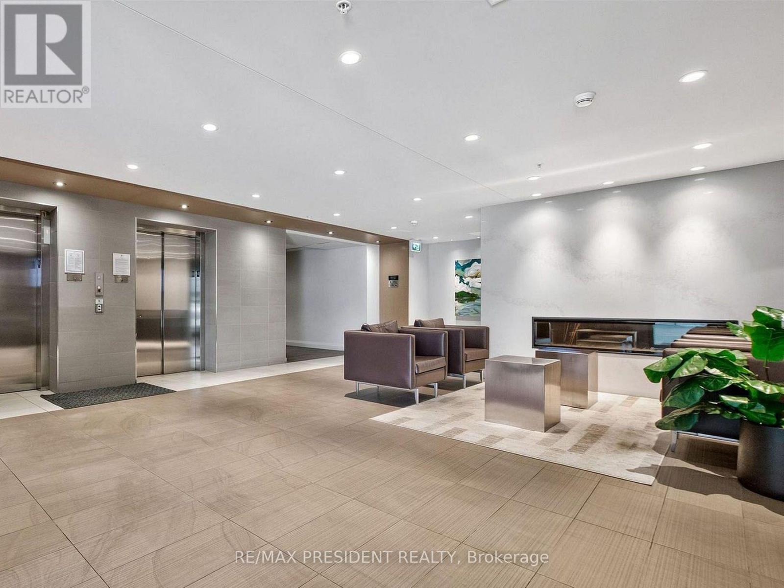 521 - 1105 Leger Way Property Photo 19