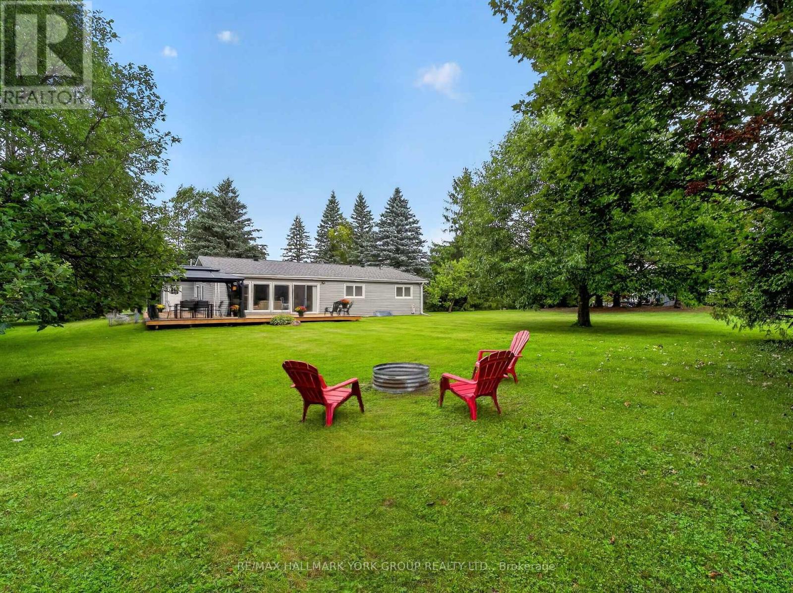 21 Birchview Drive Property Photo 1