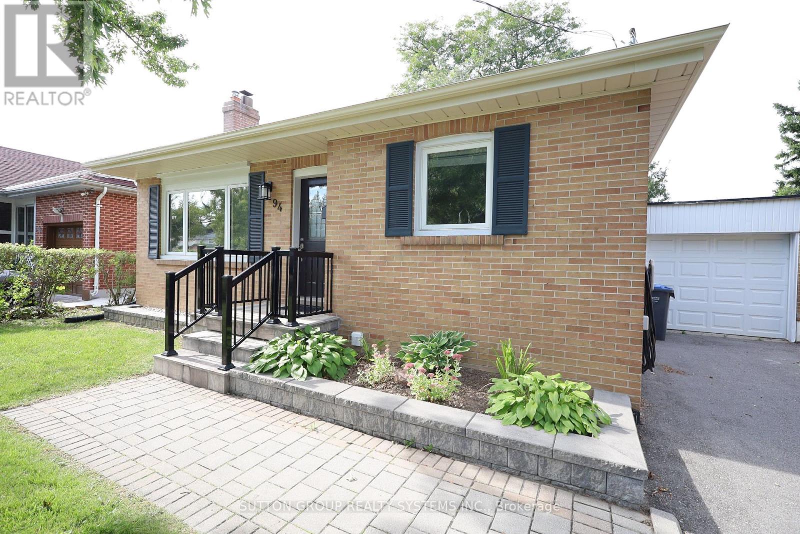 94 Harold Street Property Photo 4
