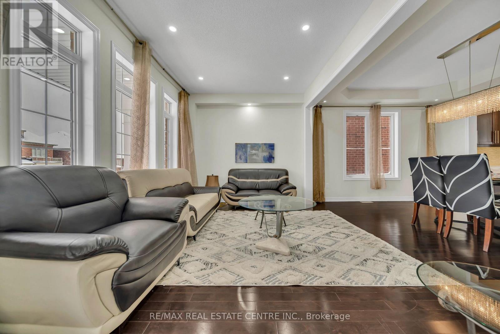 10 Vidal Road Property Photo 7