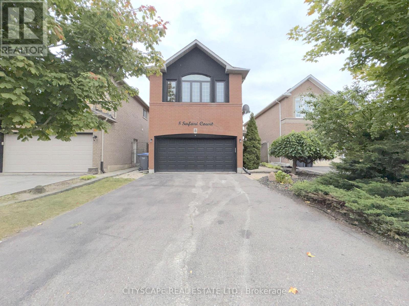 8 Safari Court Property Photo 2