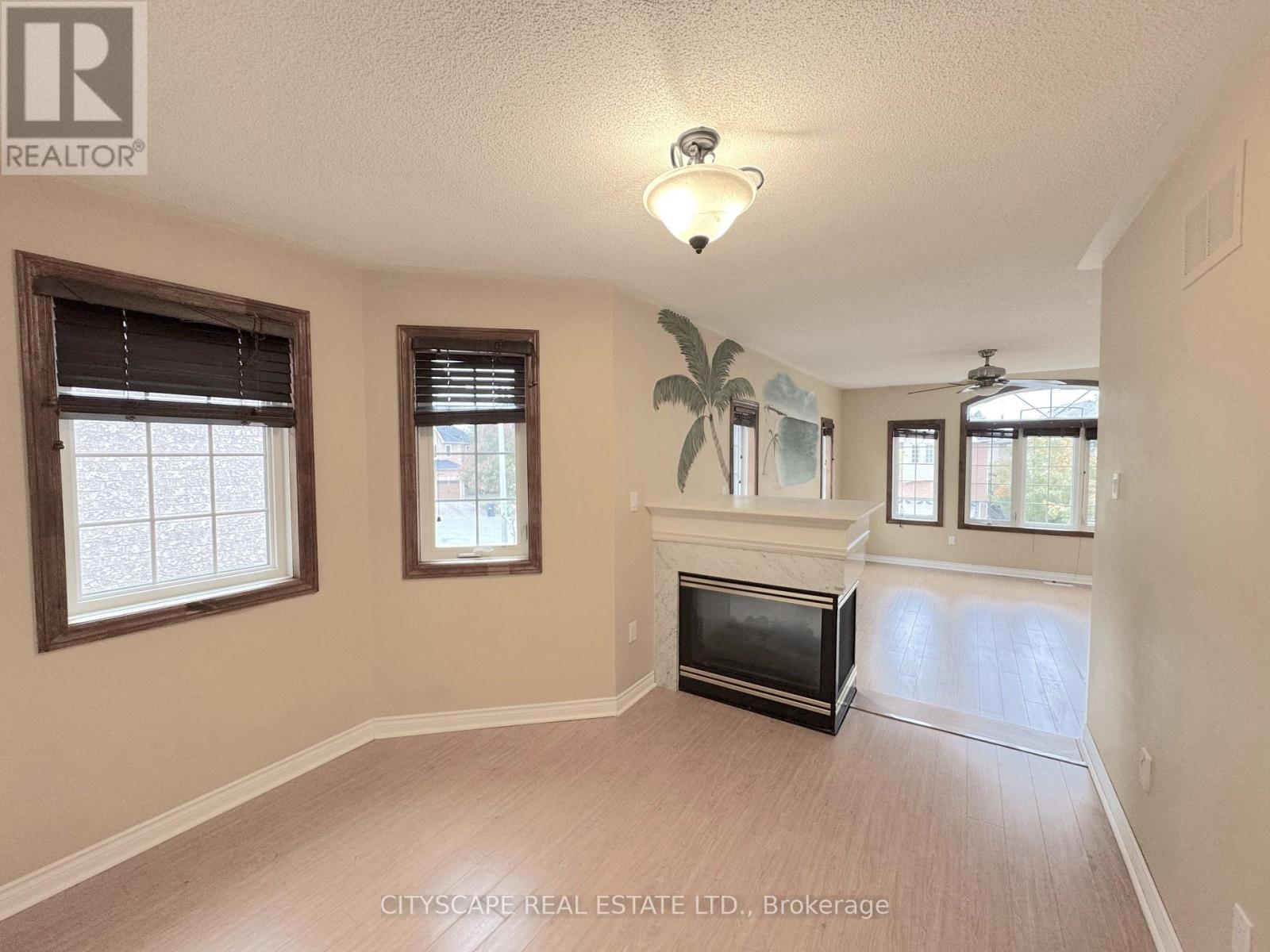 8 Safari Court Property Photo 20