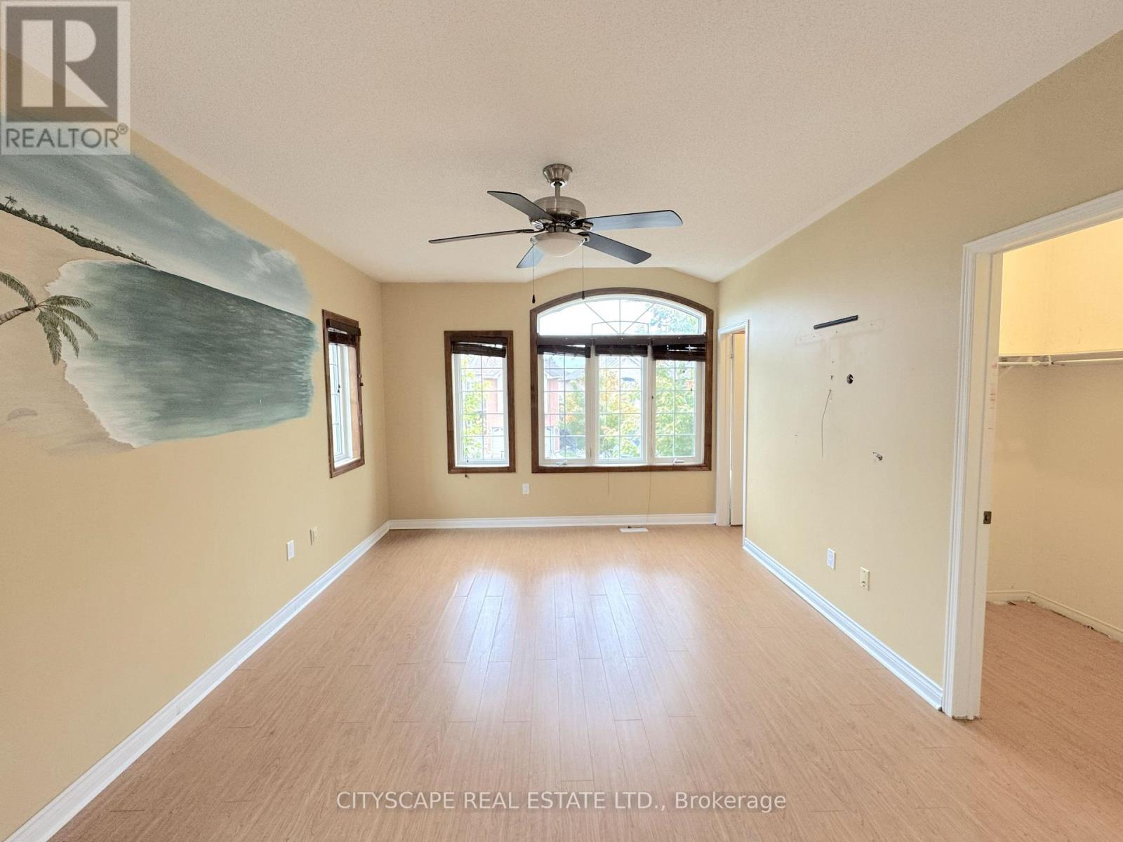 8 Safari Court Property Photo 21