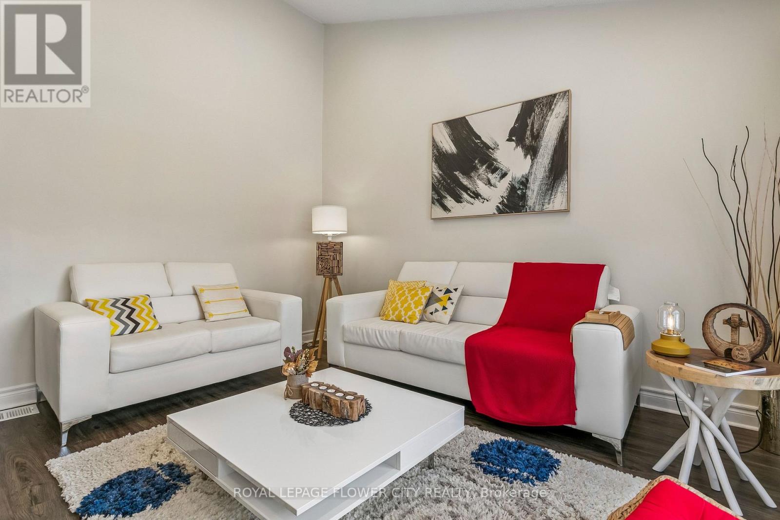 35 Camberley Crescent Property Photo 15