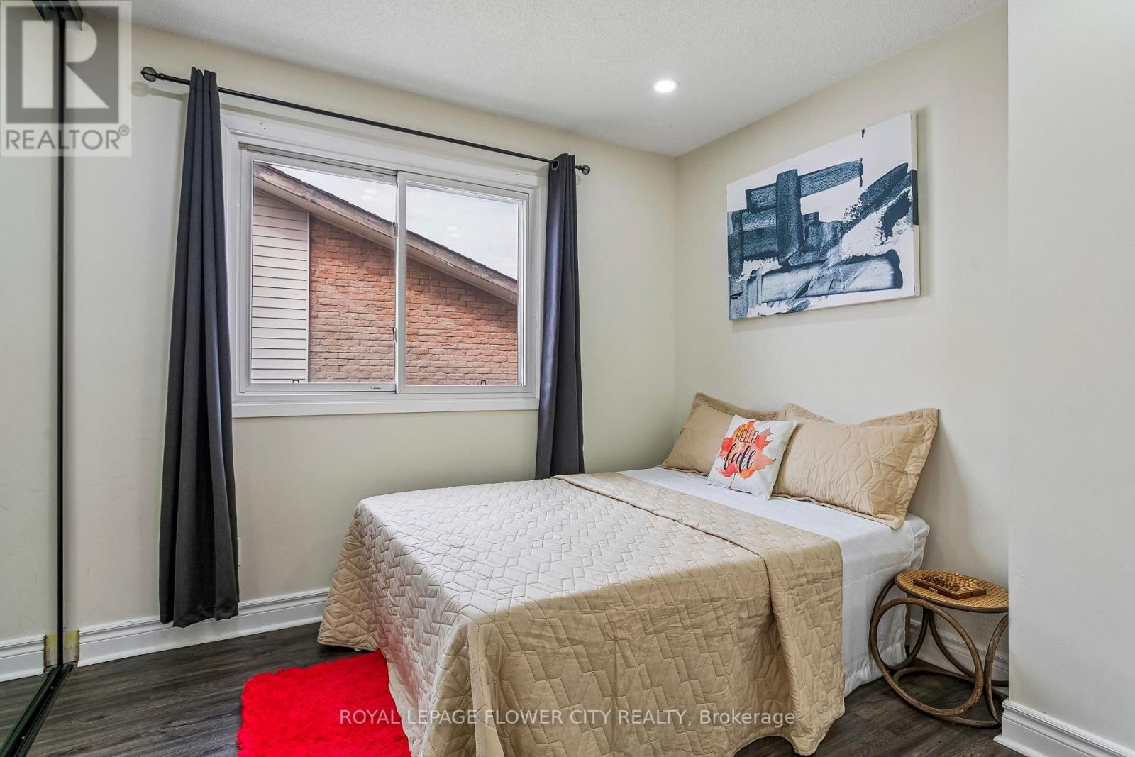 35 Camberley Crescent Property Photo 19