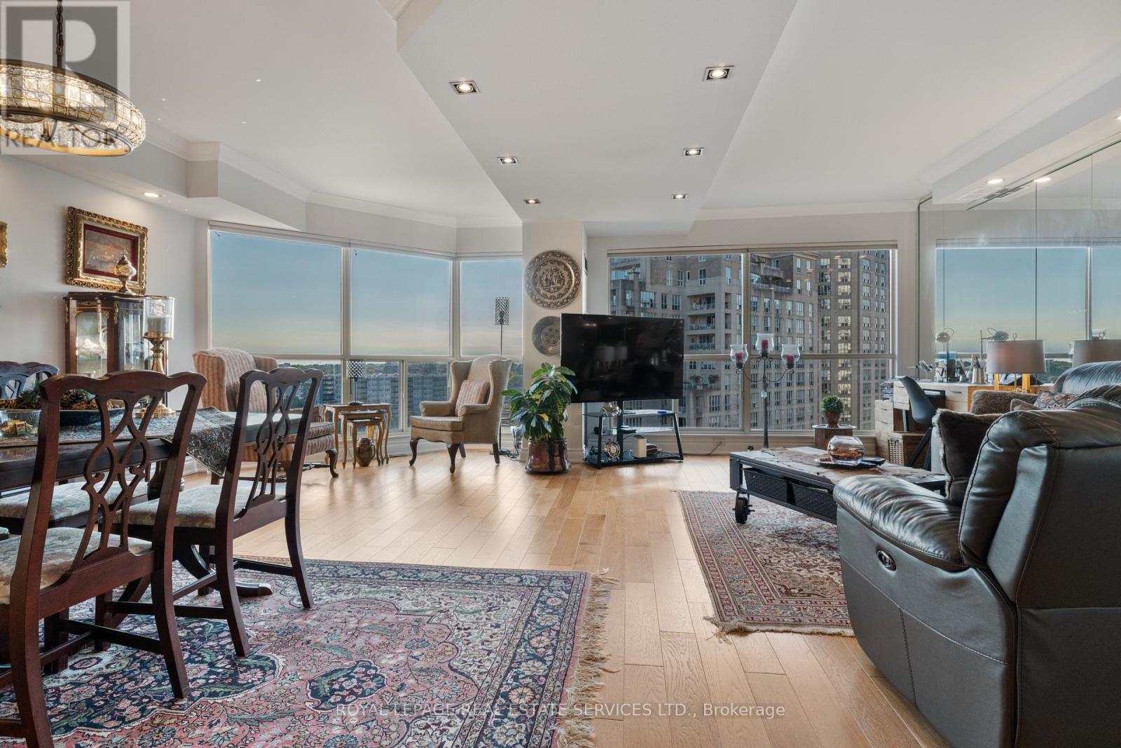 1304 - 2267 Lake Shore Boulevard W Property Photo 4