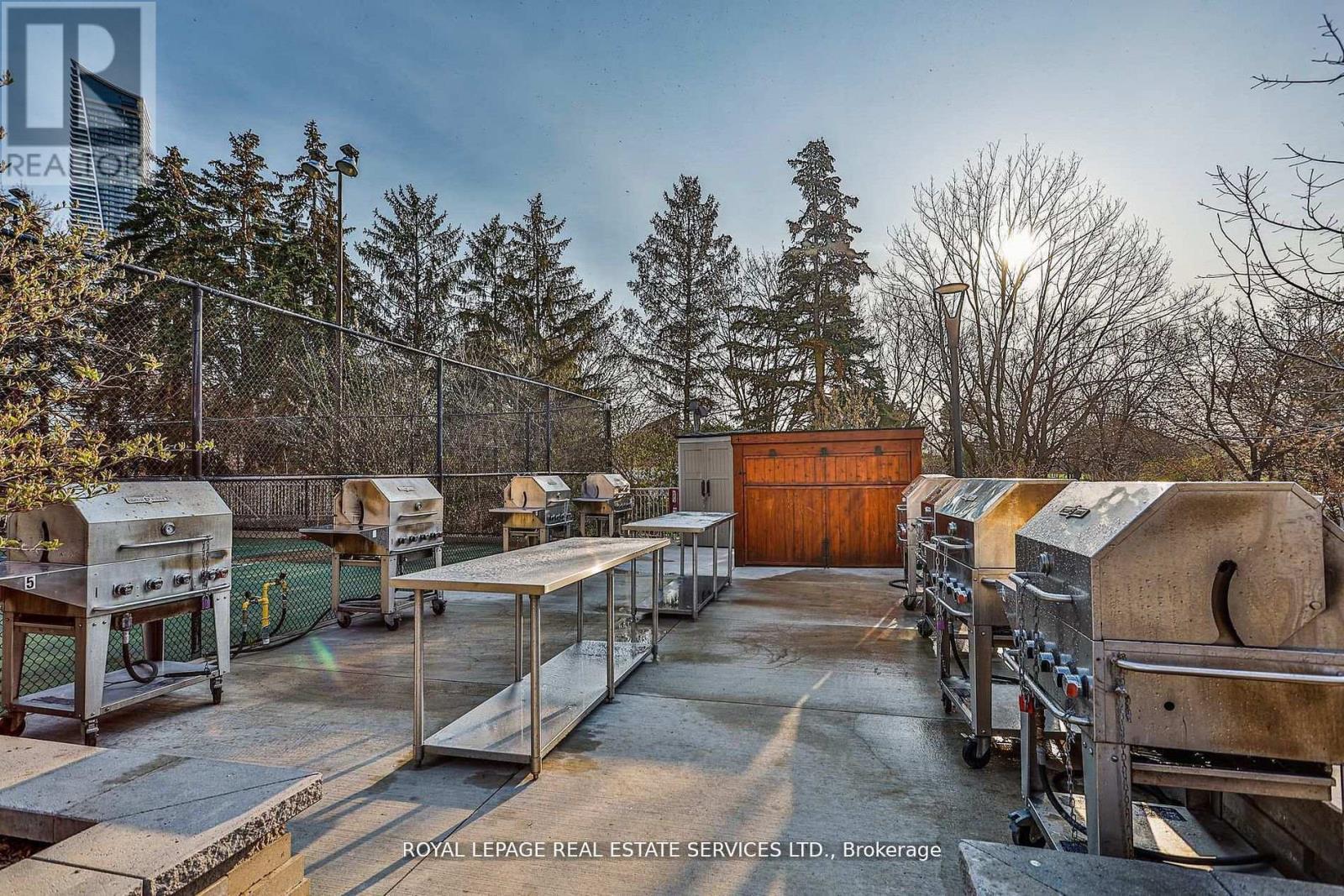 1304 - 2267 Lake Shore Boulevard W Property Photo 23