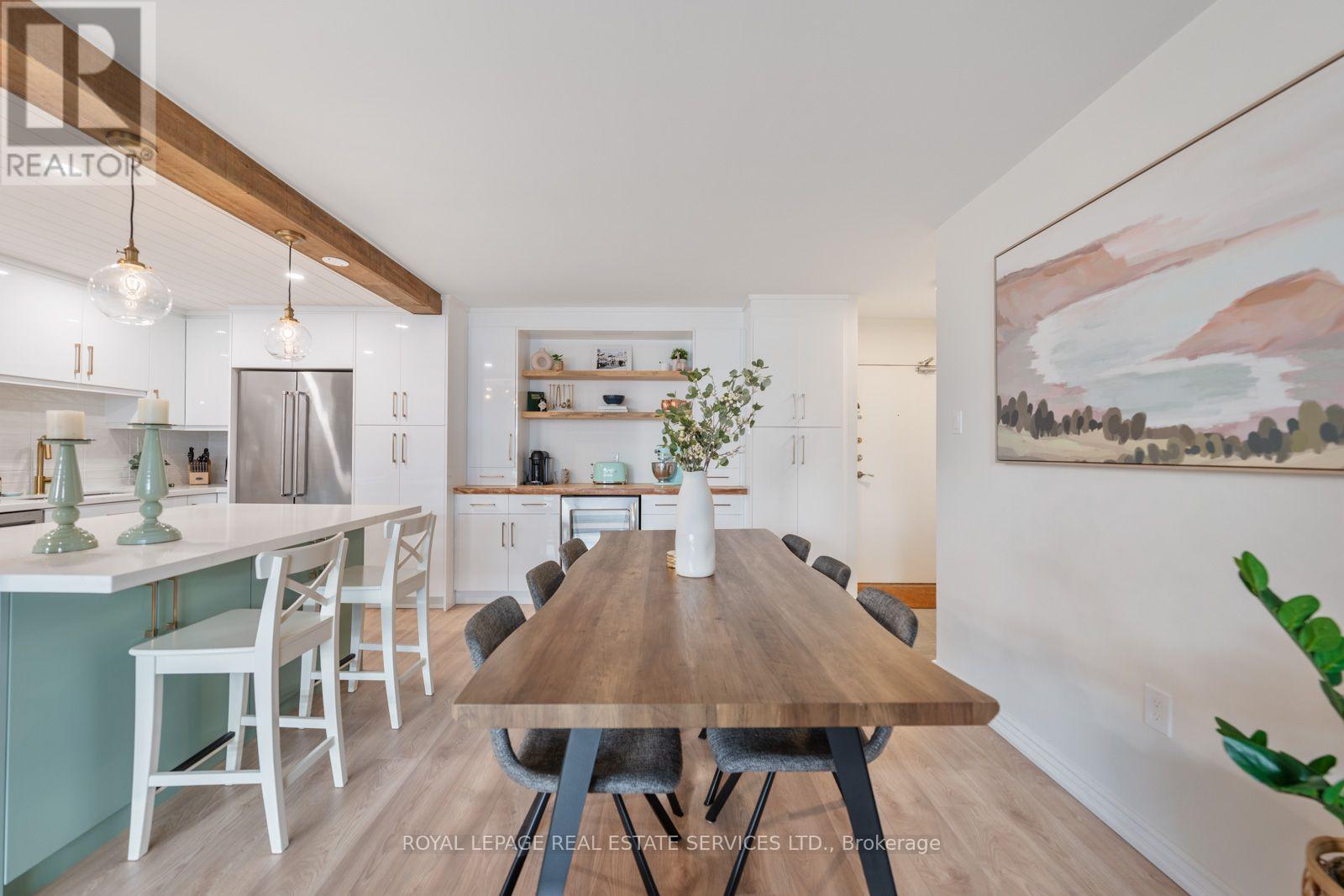 309 - 80 Quebec Avenue Property Photo 6