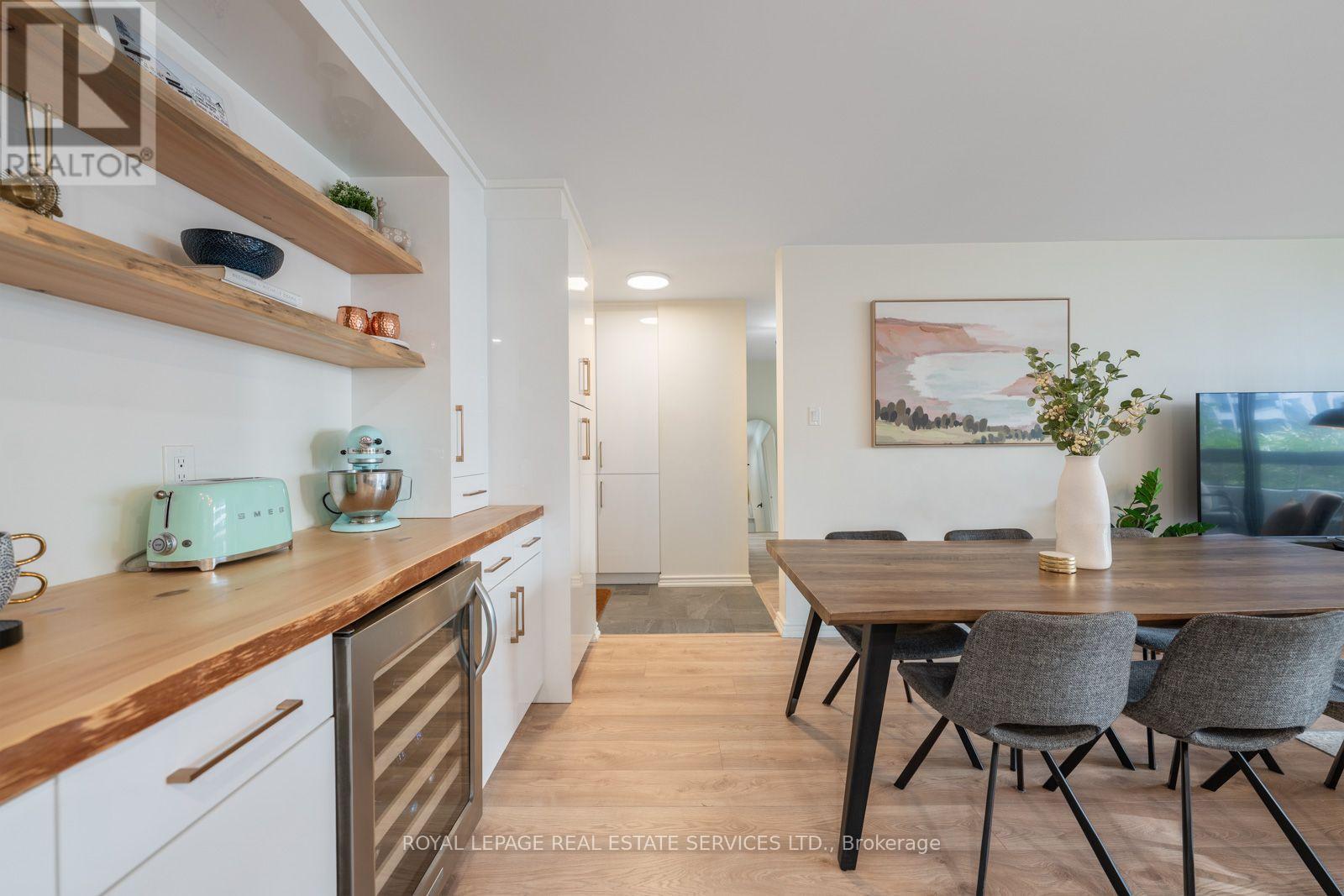 309 - 80 Quebec Avenue Property Photo 8