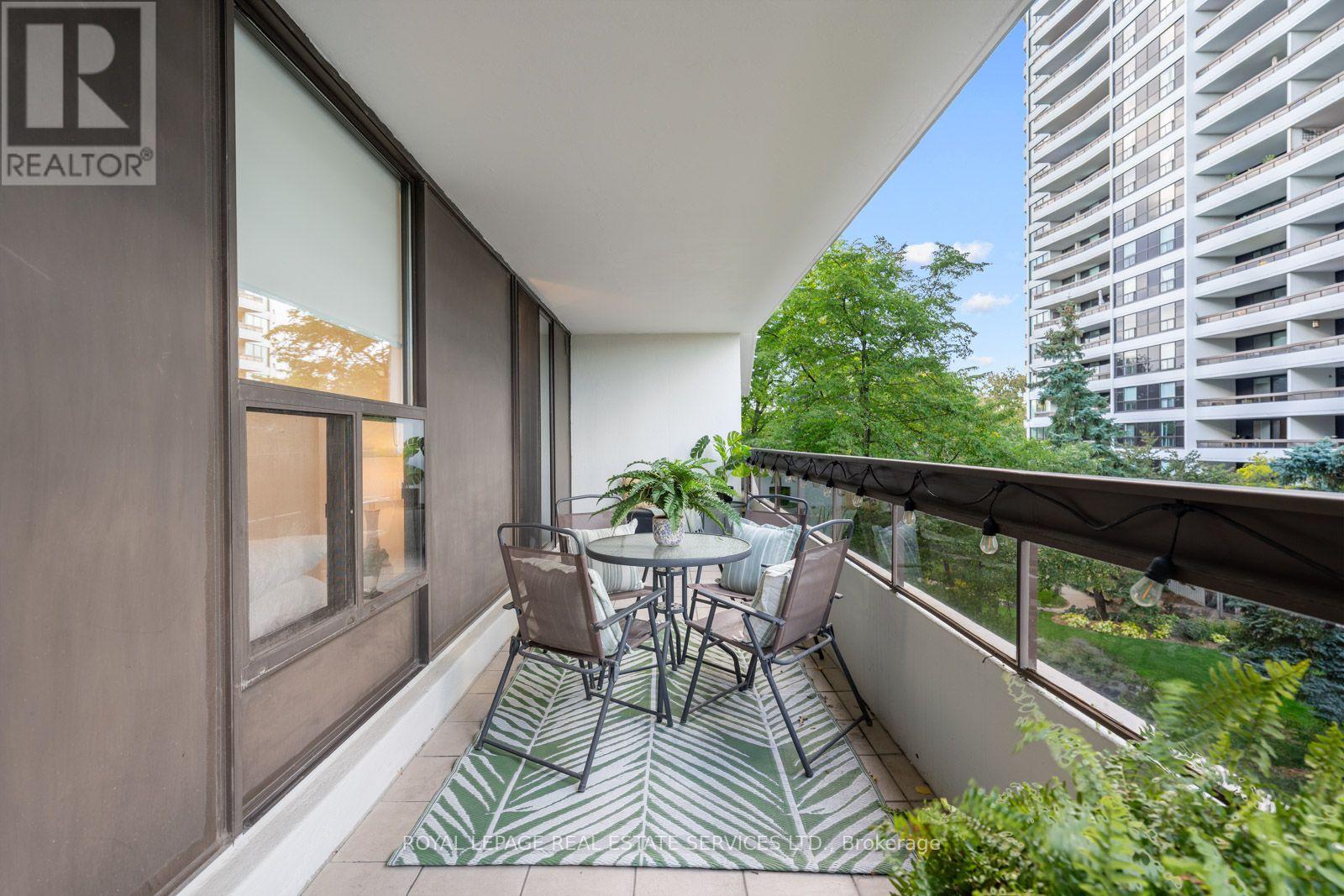 309 - 80 Quebec Avenue Property Photo 18